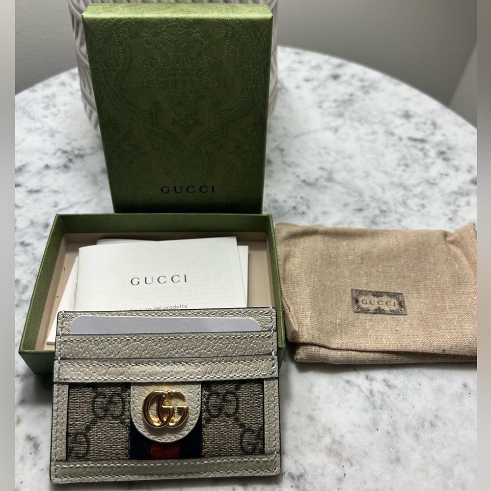 GUCCI OPHIDIA CARD CASE Purchased in Italy, never used.